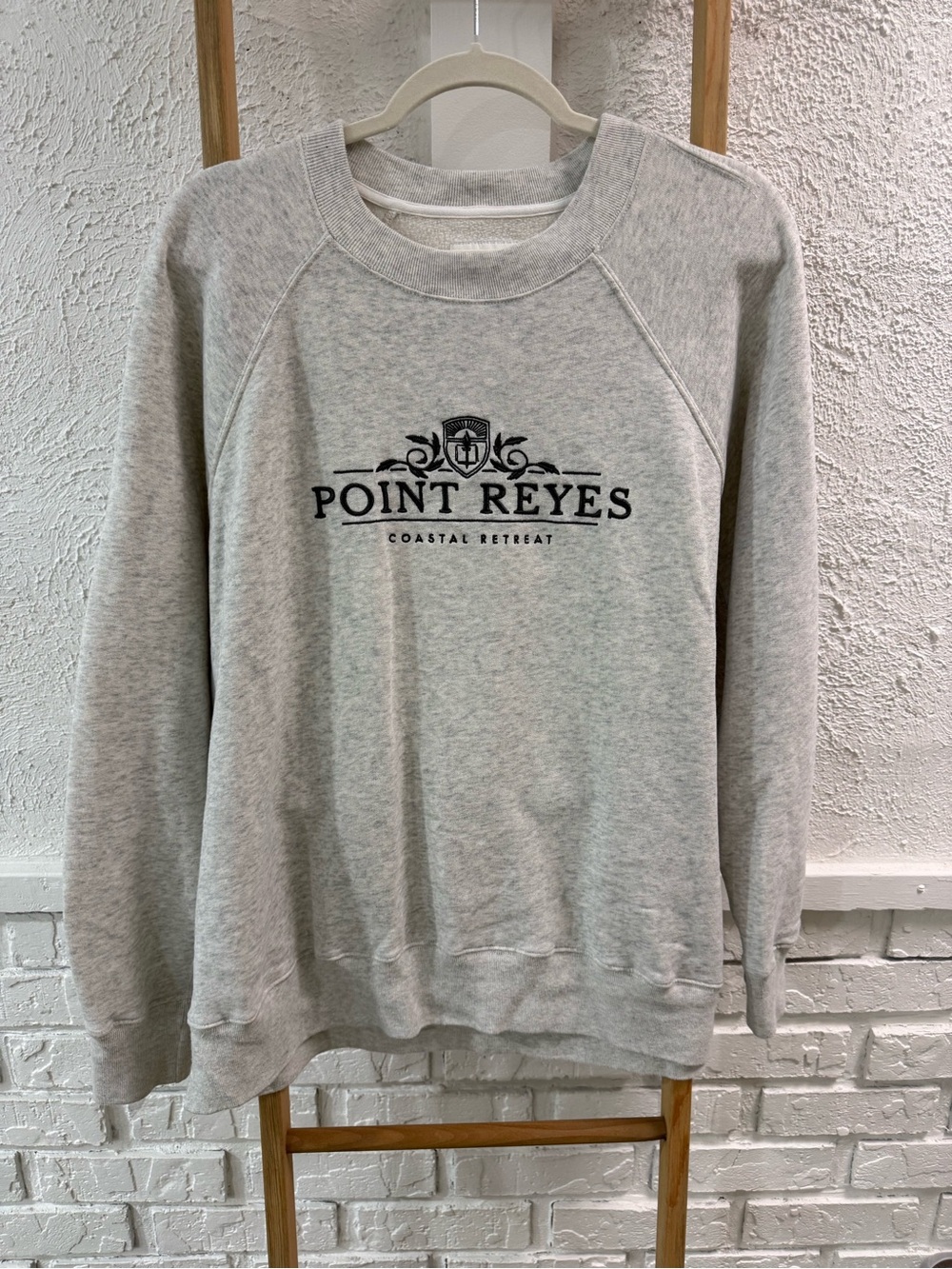 Abercrombie & Fitch Light Gray Crewneck Sweatshirt